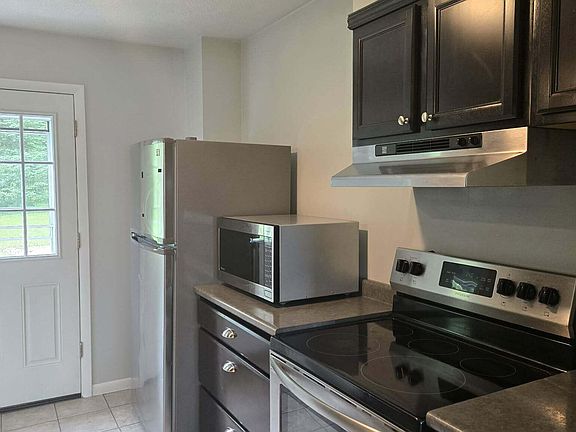 3rd image of 1318 John St