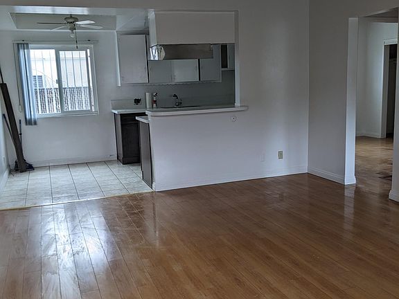 2nd image of 315 S Pine St APT C