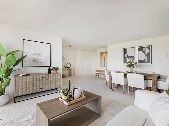 2nd image of 1115 Cordova St APT 303