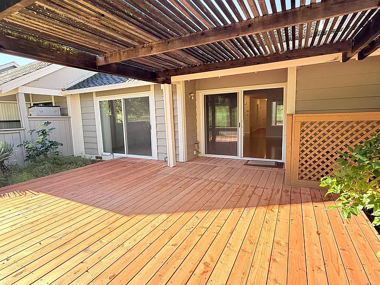 506 Silver Lake Dr — Photo 33