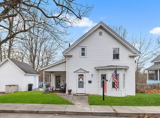 63 Hampstead Pl, Athol, MA 01331