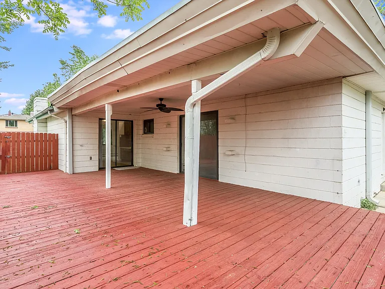850 W Chenango Ave — Photo 23