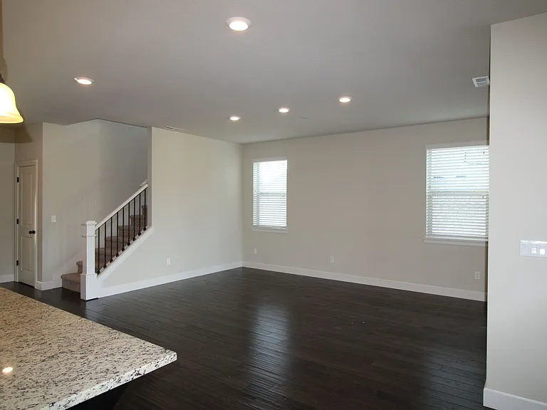 2317 NW 41st Ave — Photo 4