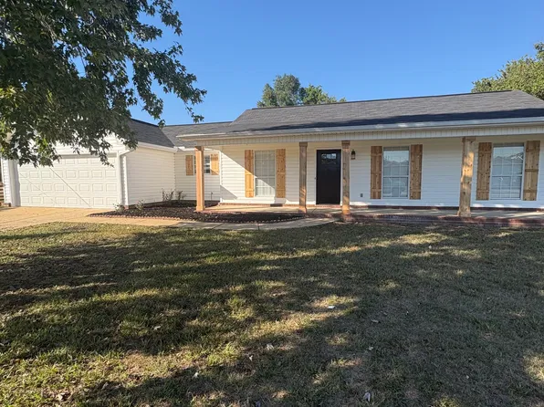 6620 Hibiscus Ln, Northport, AL 35473