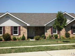 901 Bullpen Dr, O'Fallon, MO 63366