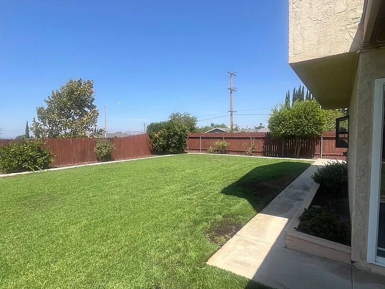 613 Santa Paula St — Photo 12