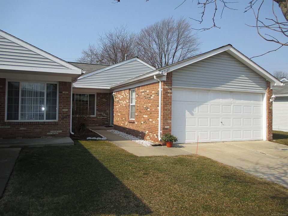 1st image of 27127 Antonio Dr #14