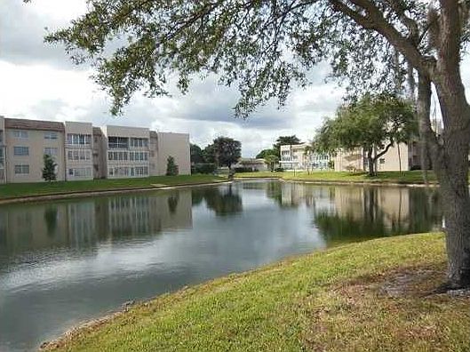 4th image of 6150 NW 62nd St APT 102