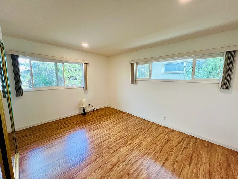 2100 Brightwood St — Photo 38