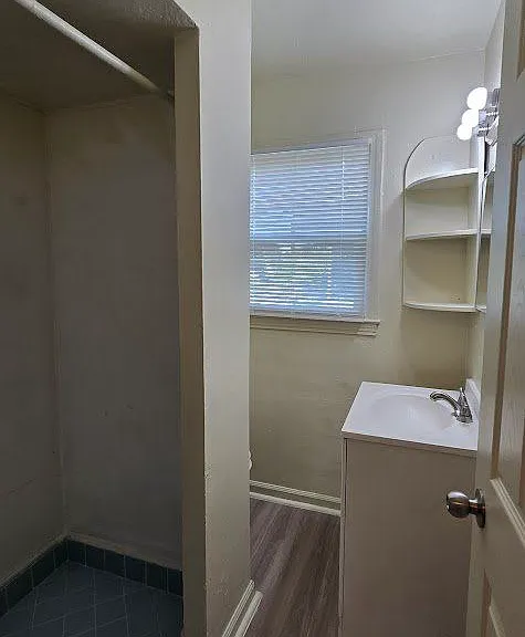 3351 E Clinton Ave — Photo 8