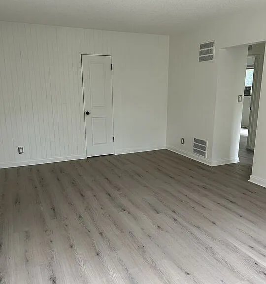 1128 S Oakhurst Dr #1 — Photo 6
