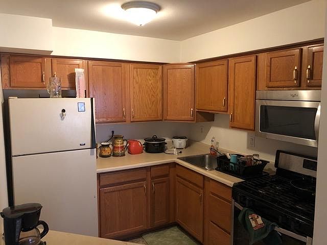 1st image of 900 College Park Dr