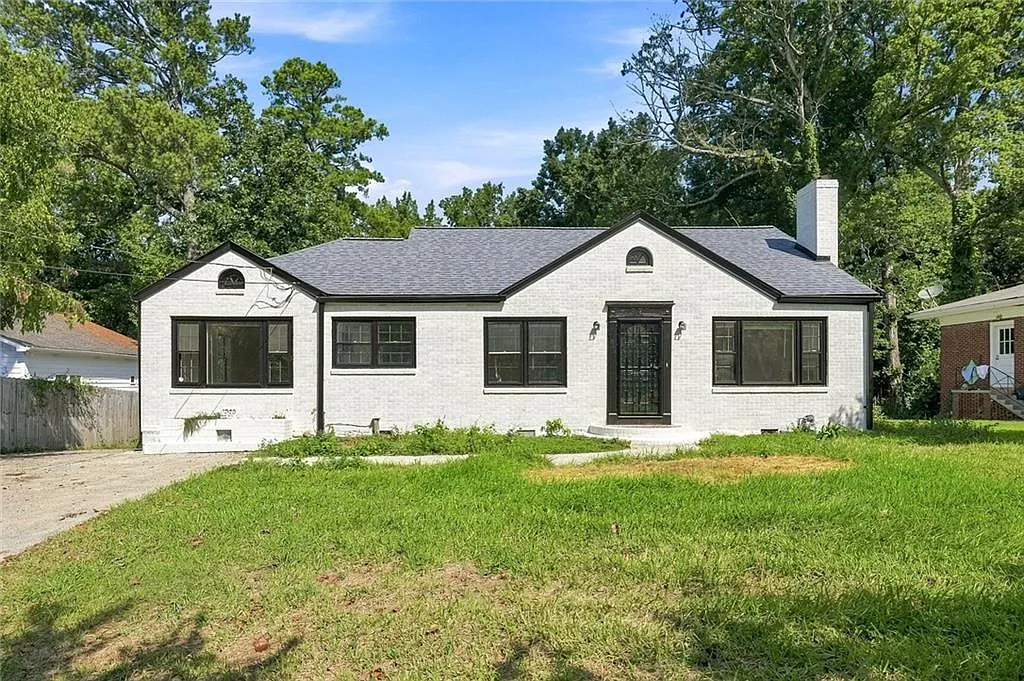 3 bed, 2.0 bath, 1658 sqft, $3,900 — Photo 1
