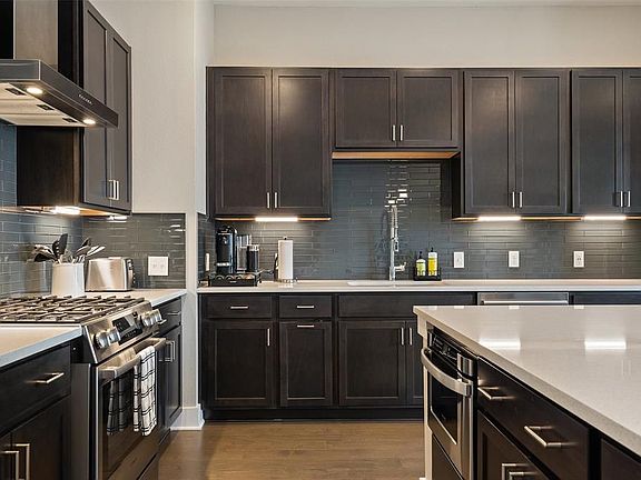 3rd image of 4501 Jackson Ave Unit 5204