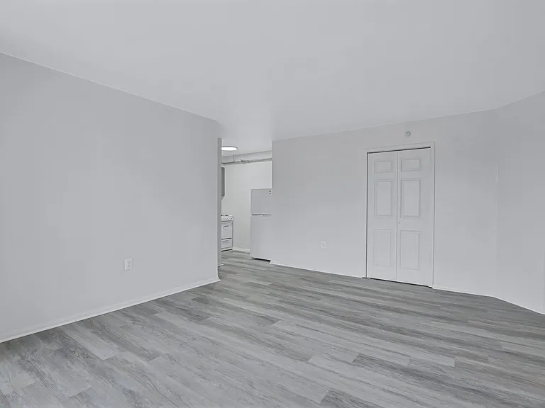 Glebe House Apartments — Photo 11
