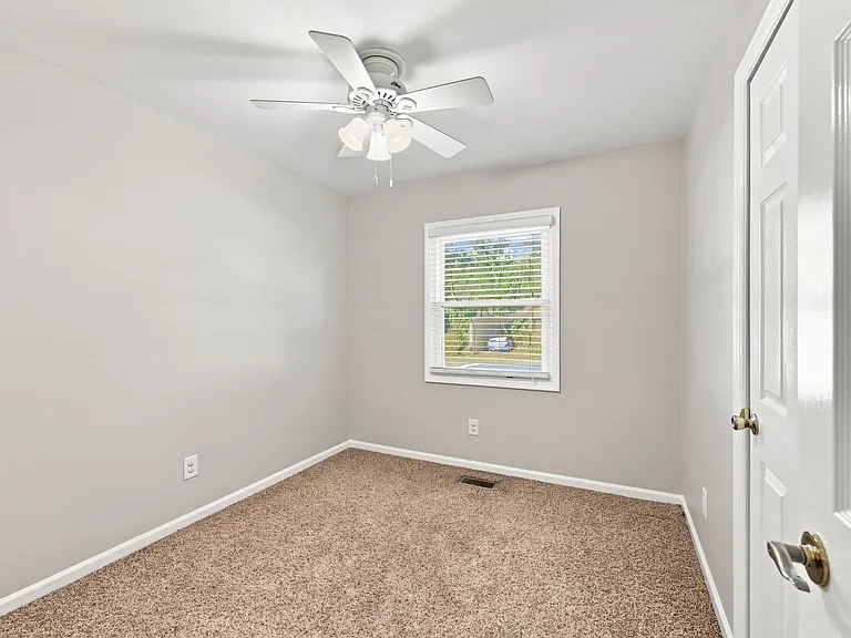 516 Keith St — Photo 26