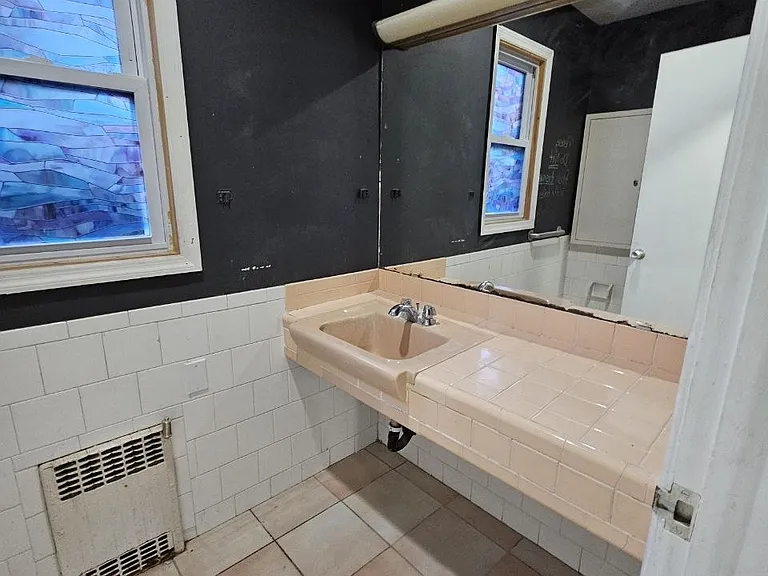 62 E Main St #3 — Photo 20