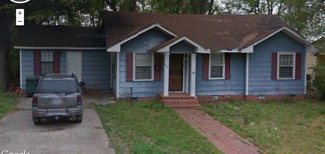 2nd image of 813 5th St