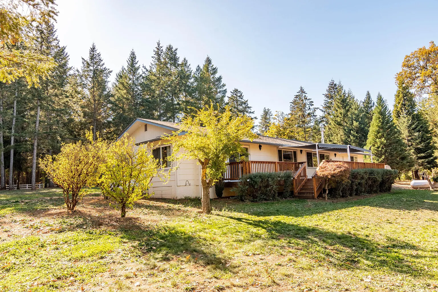 6176 Neill Rd photo 1