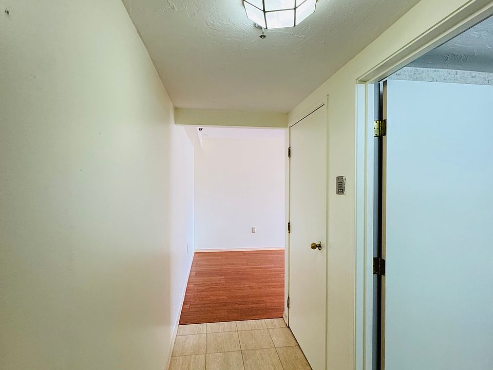 1st image of 200 Cove Way Unit 220