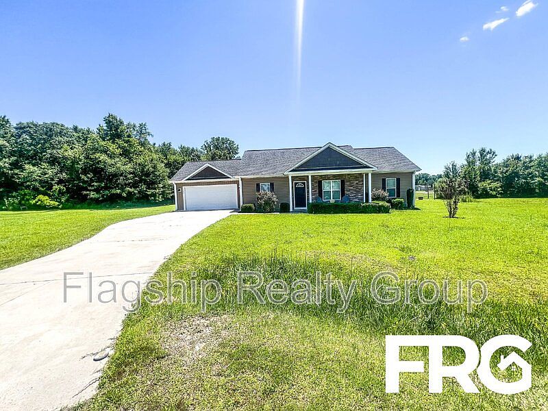 1st image of 102 Chesterfield Ct