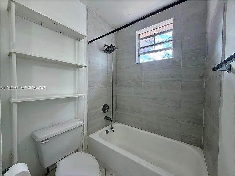 12619 NW 11th Pl — Photo 17
