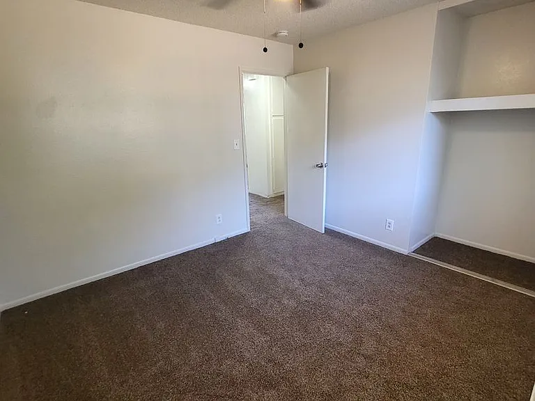 1700 E Long St #1702-1704 — Photo 6