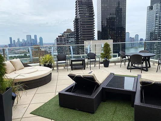 Rented by Vista Global Property Solutions | media 11