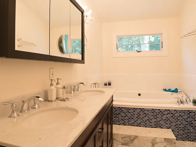 30 Fox Hunt Ln — Photo 11