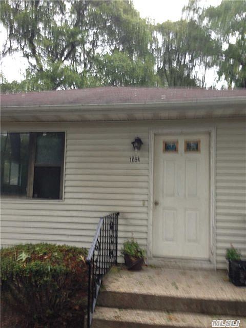 1st image of 1054 William Floyd Pkwy