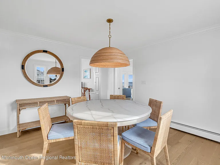 706 Morven Ter — Photo 17