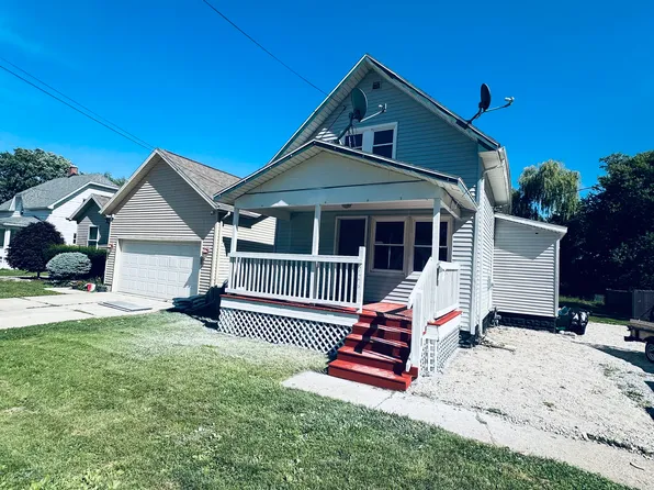 124 Taylor St, Port Huron, MI 48060