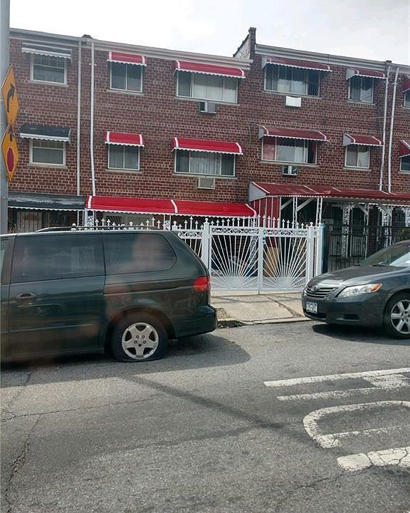 1st image of 3327 Wickham Ave