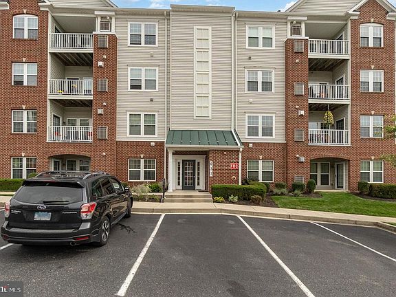 2nd image of 637 Wallingford Rd Unit 102
