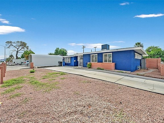 2nd image of 2941 Vegas Dr