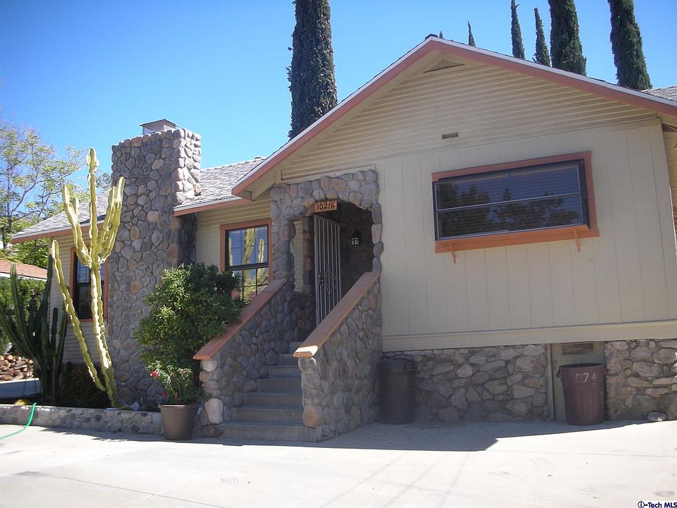 1st image of 10216 Hillhaven Ave