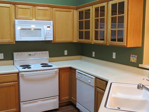 3rd image of 9520 N Scarlet Tanager Ln