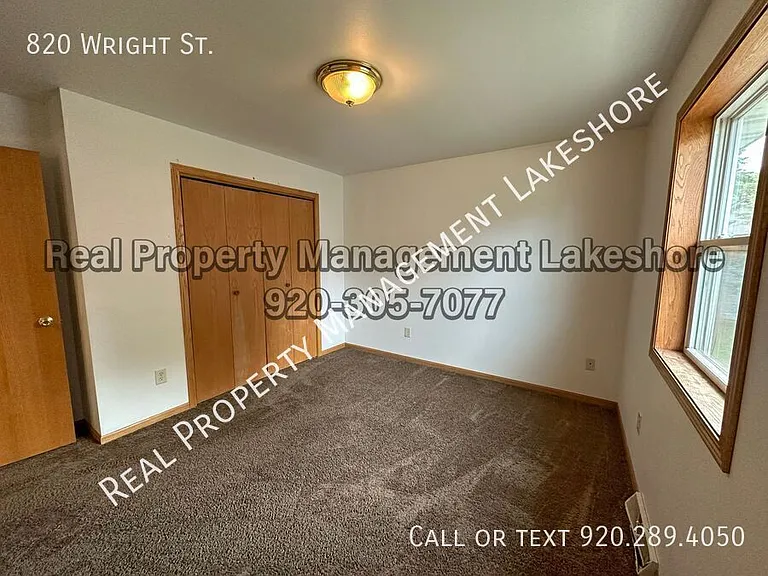 820 Wright St — Photo 12