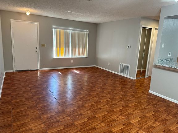 3rd image of 1100 Sophie Blvd