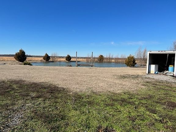 3rd image of 6001 Highway 181