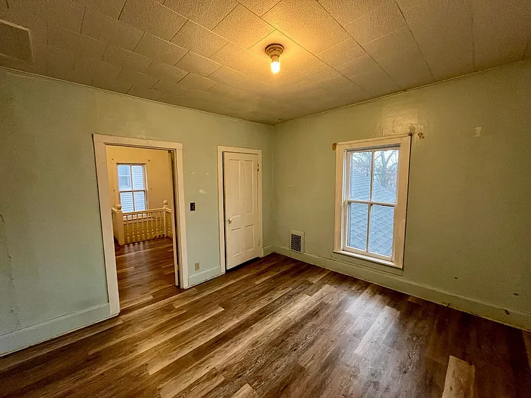 715 Fulton St — Photo 5