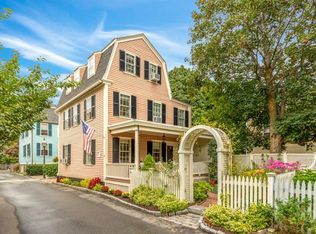 5 Botts Ct, Salem, MA 01970