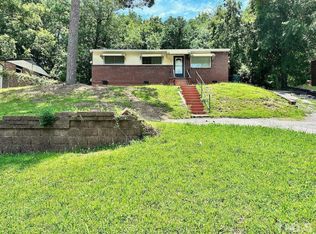 2001 Southgate Dr, Raleigh, NC 27610