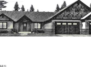 35 Parkland Ct, Blanchard, ID 83804