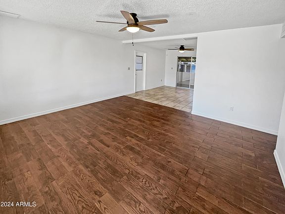 4th image of 1438 W CRESCENT Avenue