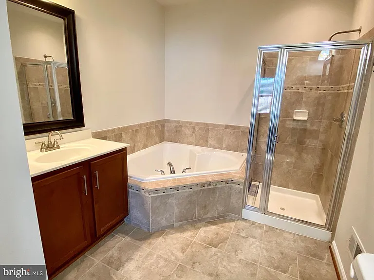 2849 Chinkapin Oak Ln — Photo 16