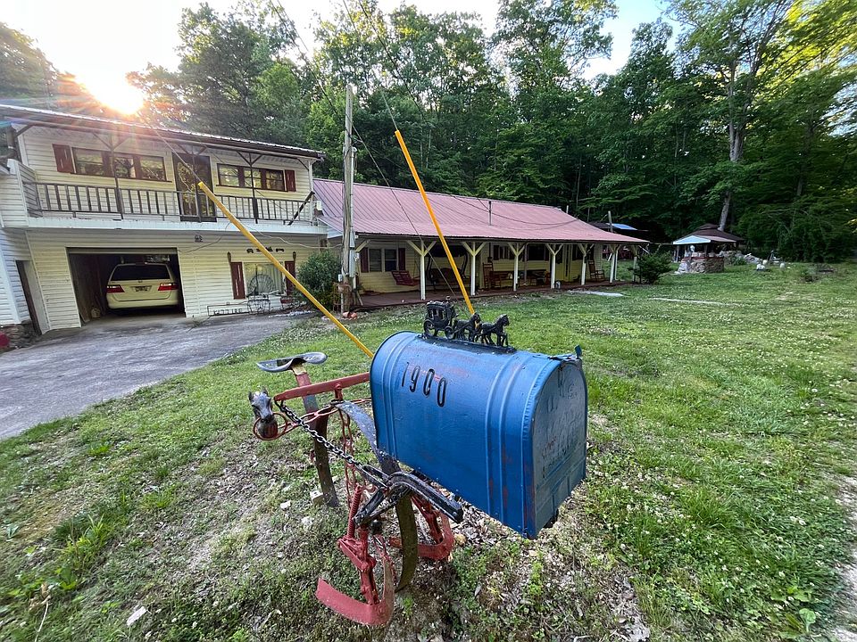 1st image of 1900 Ross Creek Rd