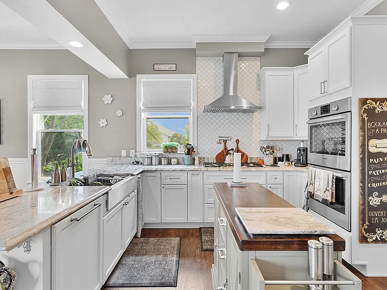 500 Turnberry Ln — Photo 15