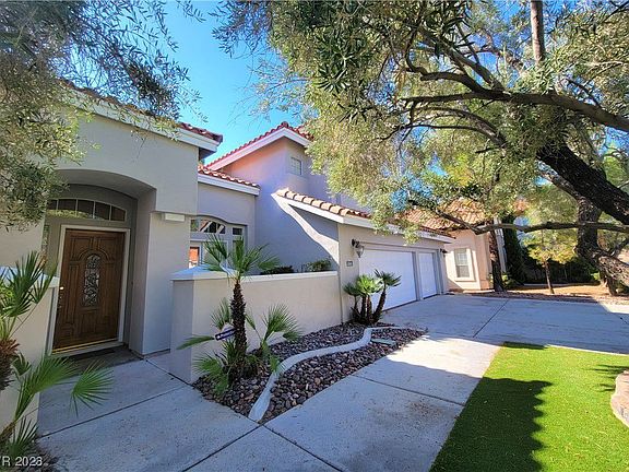 3rd image of 8348 Spinnaker Cove Dr