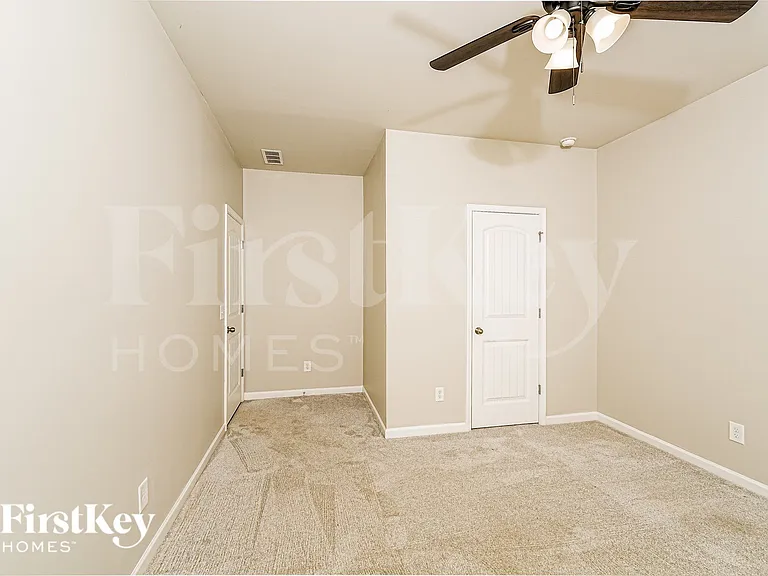 8613 Clarke Ln — Photo 16